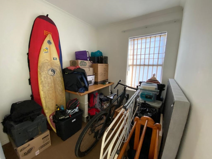 To Let 2 Bedroom Property for Rent in Loevenstein Western Cape